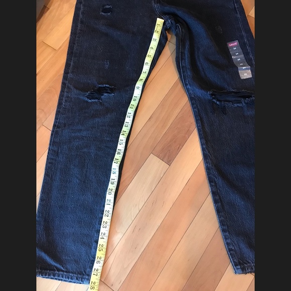 Levi's Wedgie Fit Jeans - Picture 6 of 8